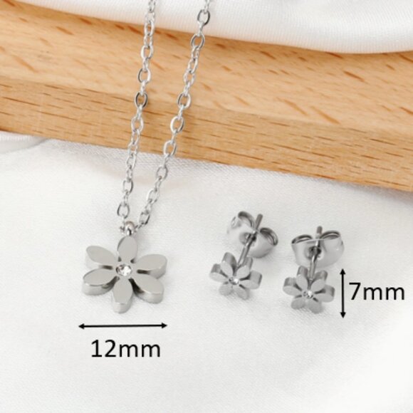 🍏50% OFF/3+...Dainty Daisy Flower Earrings/Necklace Set (Silver) - Picture 6 of 9